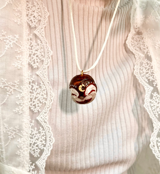 Begleiter-Kettenanhänger: Peaceful Moon Talisman